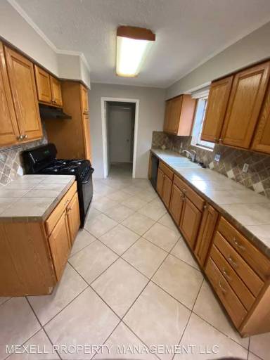 Main picture of 112 Wesley Dr