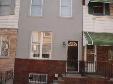 Main picture of 2600 S Juniper St