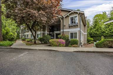 Main picture of 11305 NE 128 11305 128 St St