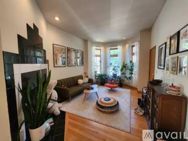 Main picture of 1241 N Wolcott Ave
