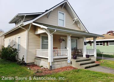Main picture of 15 G St SE