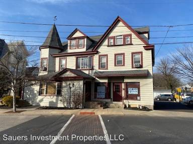 Main picture of 109 E Moreland Ave