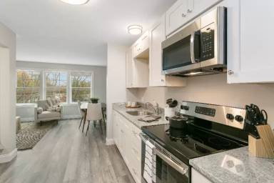 Main picture of 1645 Black Rock Tpke