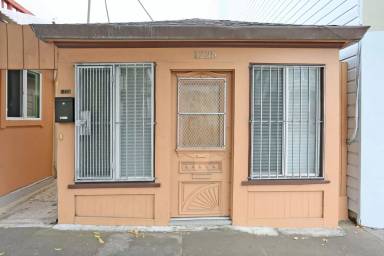 Main picture of 1225 Anza St