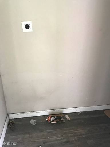 Main picture of 3257 Cartwright St