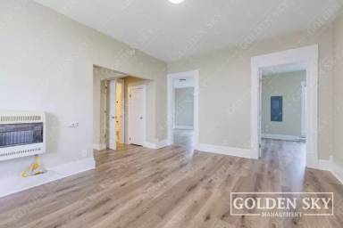 Main picture of 407 N Plum St