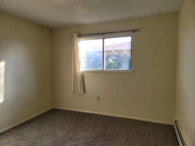 Main picture of 4722 E 12th St
