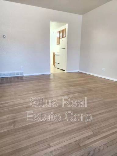 Main picture of 3126 W Arizona Ave