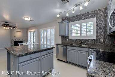 Main picture of 278 E Jasper Ct