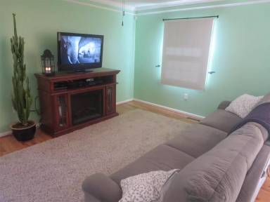 Main picture of 836 Salem Dr