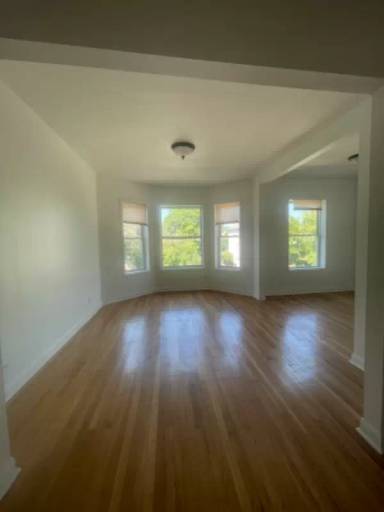 Main picture of 4931 W Jackson Blvd