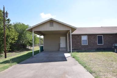 Main picture of 1620 Ellen Pl