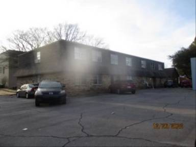 Main picture of 605 Jefferson St