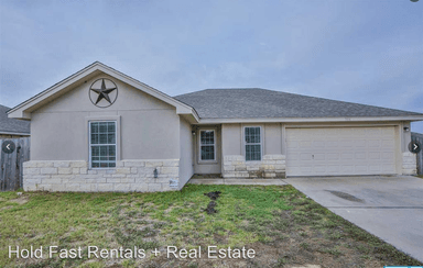 Main picture of 704 Carla Cir