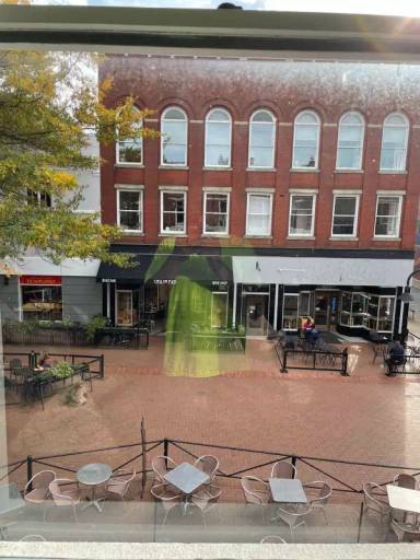 Main picture of 119 W Main St