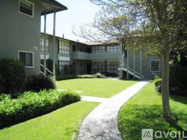 Main picture of 2085 Huntington Dr
