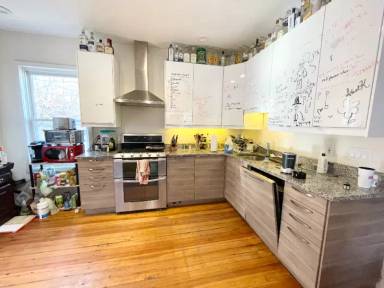 Main picture of 112 Hillside St