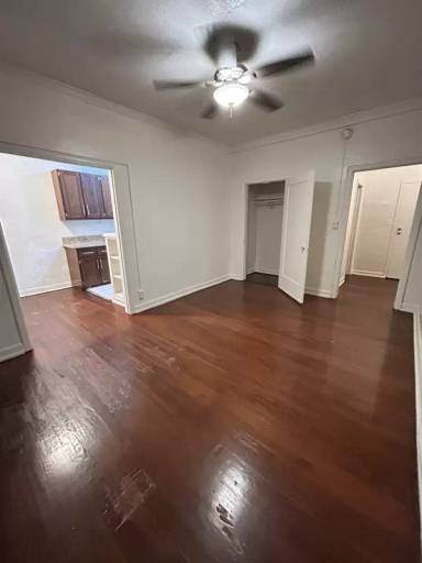 Main picture of 1523 N McCadden Pl