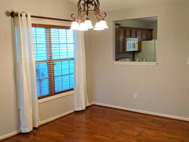 Main picture of 2125 Drummond Dr
