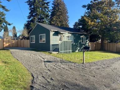 Main picture of 3724 W E St