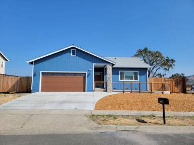 Main picture of 3863 Crestview Dr
