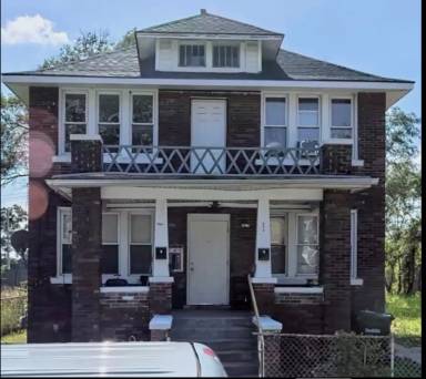 Main picture of 9917 Woodside St