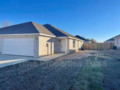 Main picture of 1517 Rosewood Dr