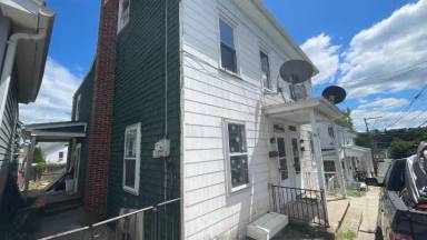 Main picture of 513 Baker St
