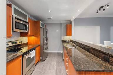 Main picture of 8945 SW 73rd Pl