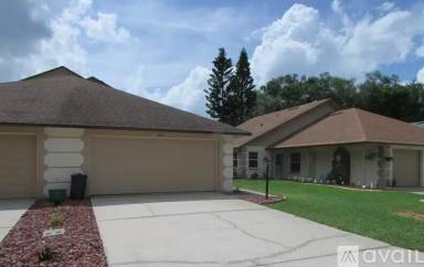 Main picture of 818 Brimfield Ct