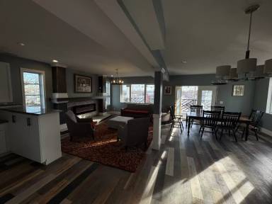 Main picture of 3710 E Washington St