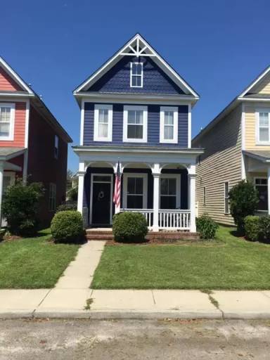 Main picture of 104 Dandelion St