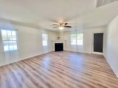 Main picture of 1440 Sexton Ridge Dr