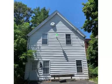 Main picture of 61 Front St
