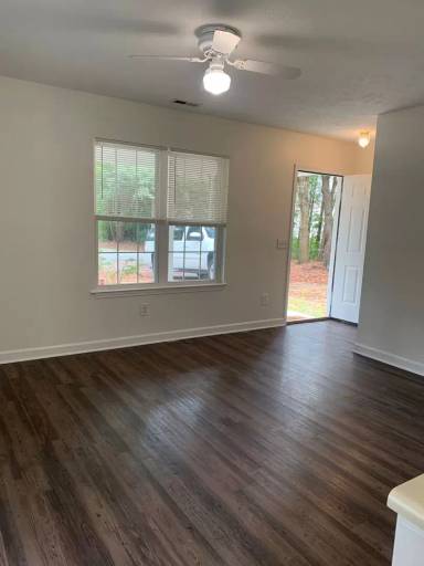 Main picture of 124 Hillsdale Dr