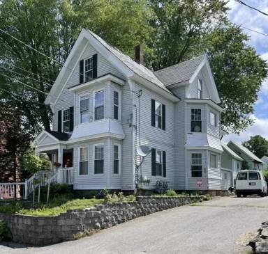 Main picture of 164 Myrtle Ave