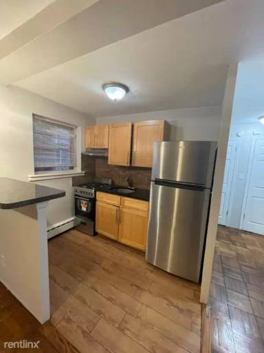 Main picture of 37 Duncan Ave