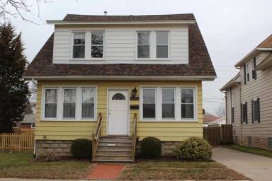 Main picture of 2451 10th St