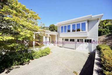 Main picture of 3 Bartel Ct