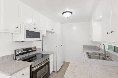 Main picture of 12246 Montana Ave