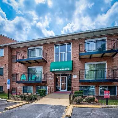 Main picture of Greenwood Manor Apartments