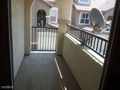 Main picture of 5576 Tares Cir