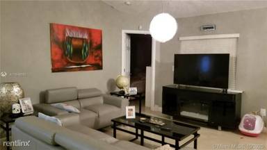 Main picture of 14313 SW 182nd Ter