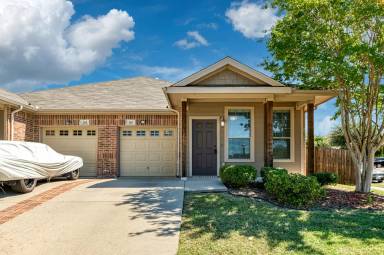 Main picture of 353 Schirra Ct