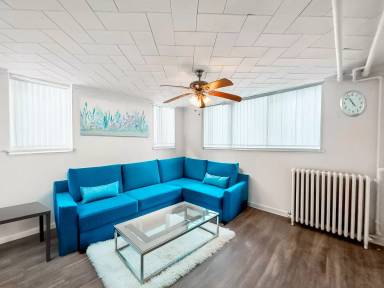 Main picture of 1118 Lowry Ave NE