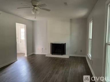 Main picture of 305 Cornelia Dr
