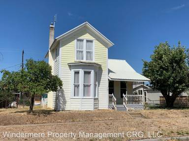 Main picture of 121 E Court St