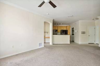 Main picture of Williams Walk