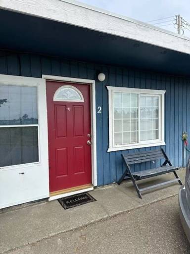 Main picture of Pt Brown Ave (679)