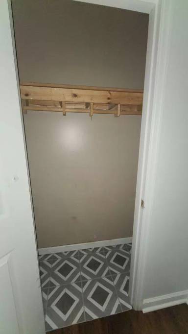 Main picture of 2810 3rd Ave